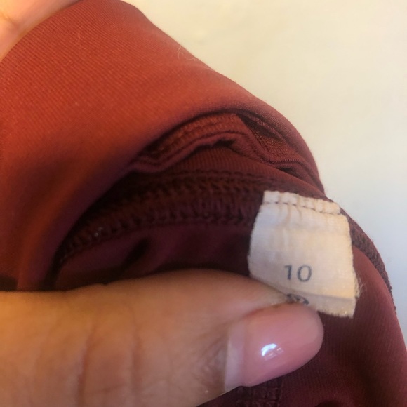 Lululemon athletica Capri leggings | Size 10 - Picture 6 of 11